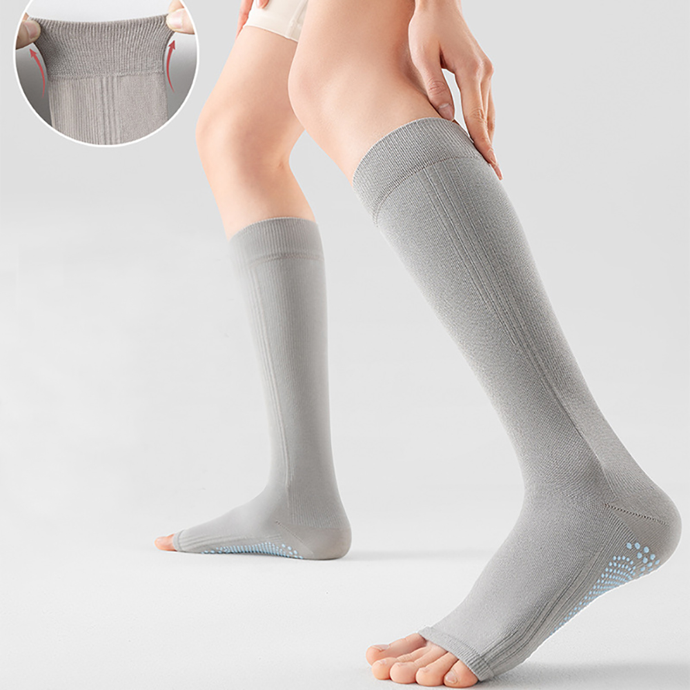 プロ仕様のオープントゥヨガソックス。滑り止め加工を施した、女 - Pilates & Yoga Vida のレビューと価格